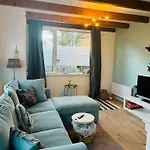 Hello - Tiny House Dahliastraat 60 * Noordwijk
